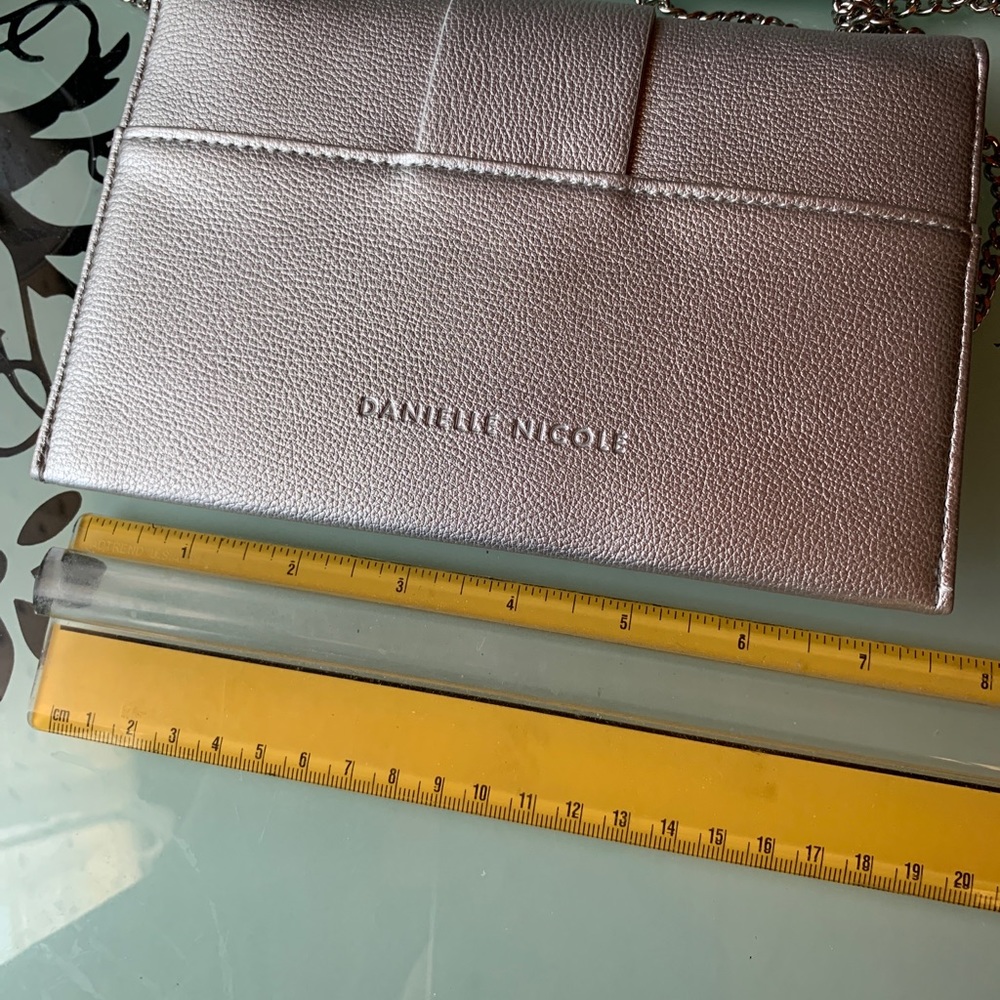 Danielle Nicole Crossbody - image 6